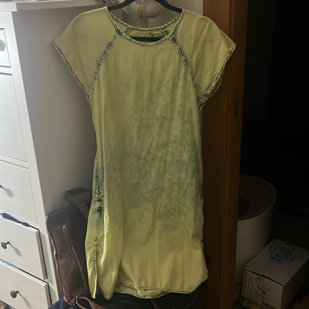 Kavu xs mid length denim/yellow fade dress